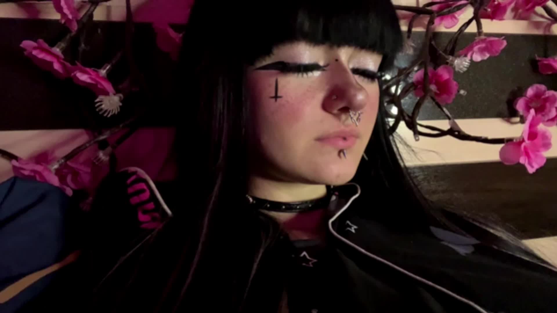 HolyCute Приват Записи 2026-07-21