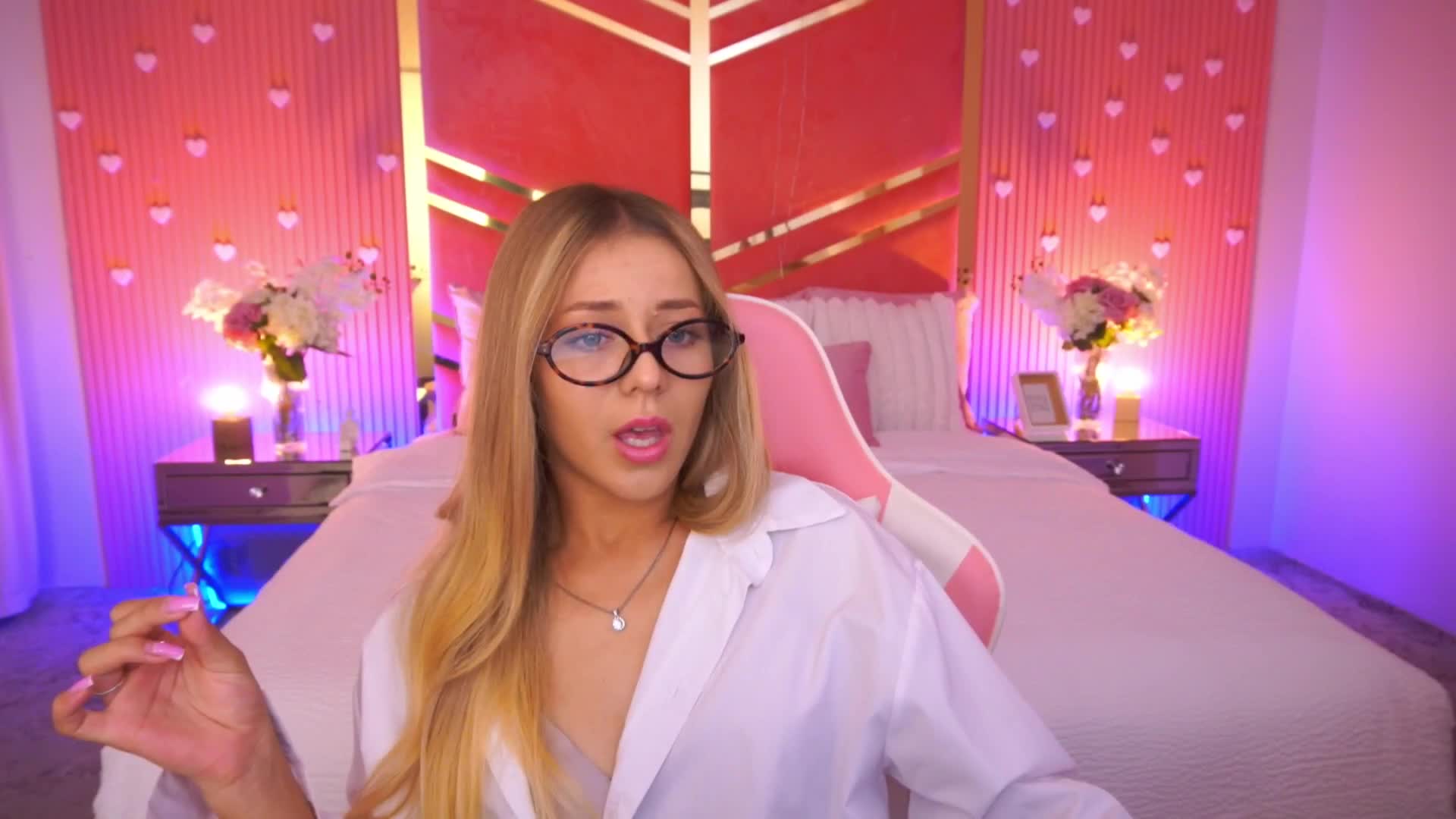 LoveeDove Приват Записи 2026-07-22