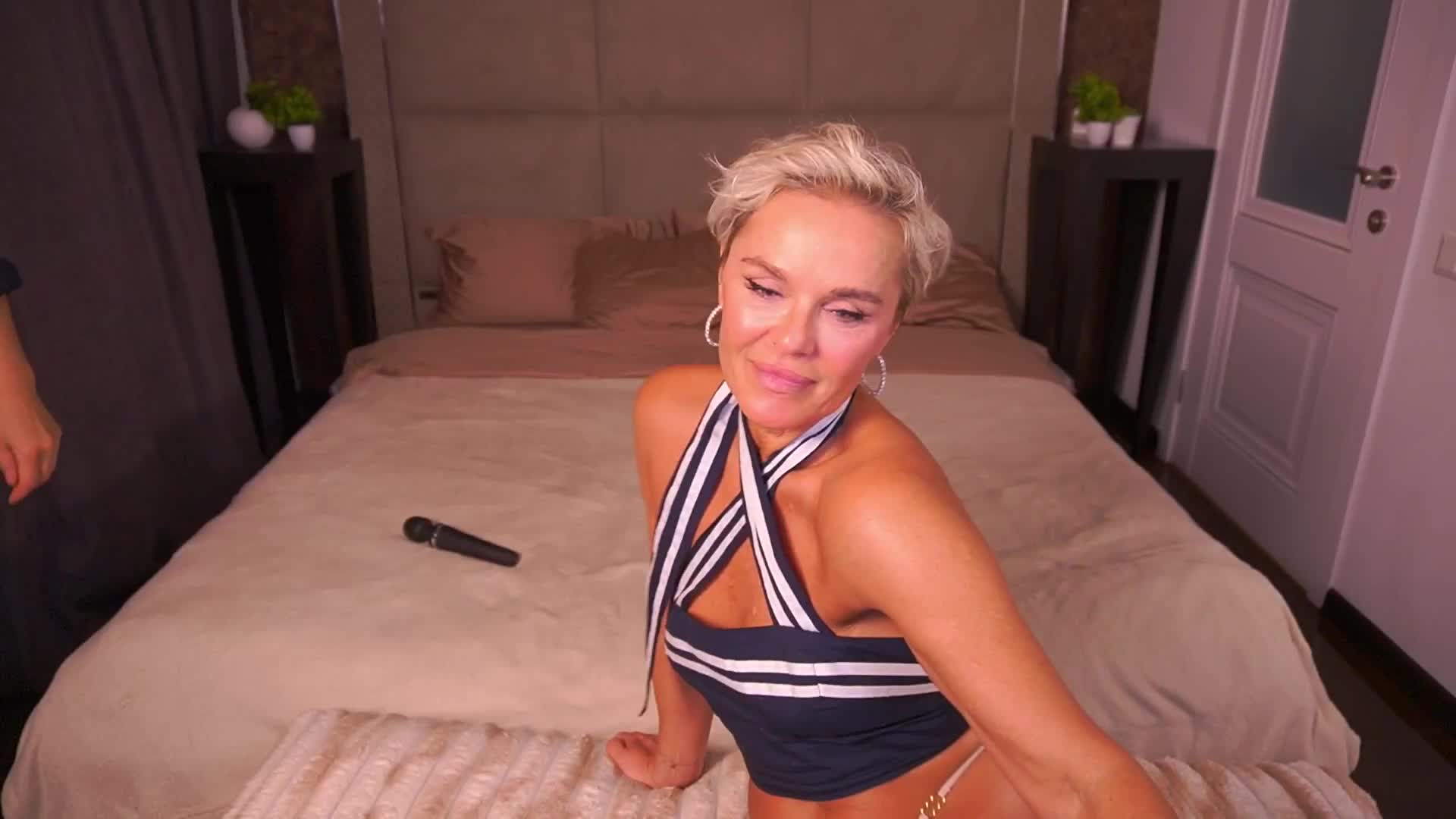PleasureWeCouple Приват Записи 2026-07-22