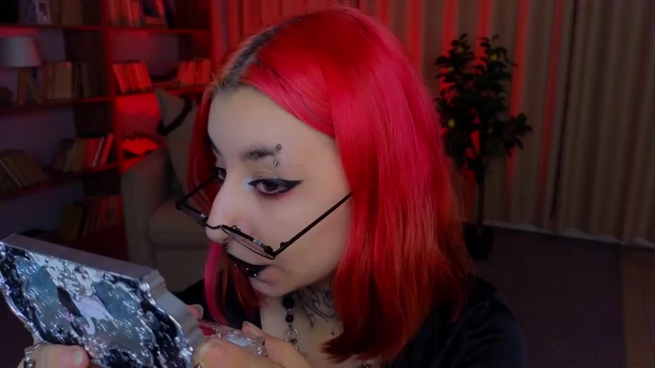 MistressMarcelline Приват Записи 2026-07-24