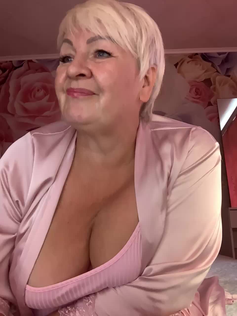 Laura-milf Приват Записи 2026-07-25