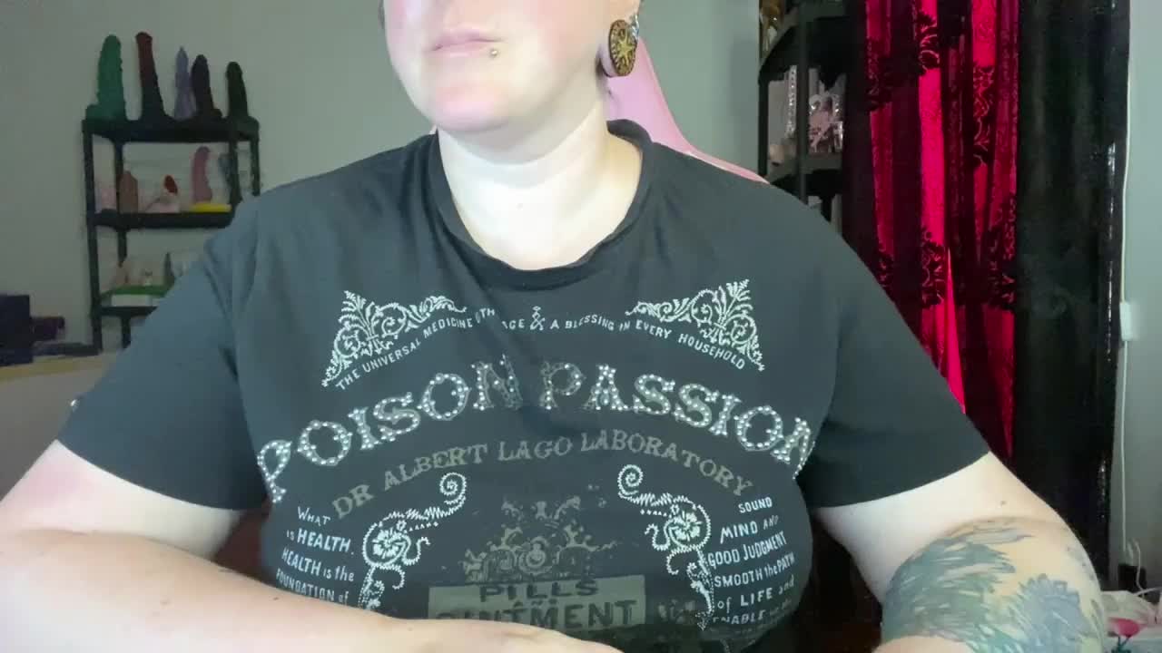 NylonQueen Приват Записи 2026-07-27