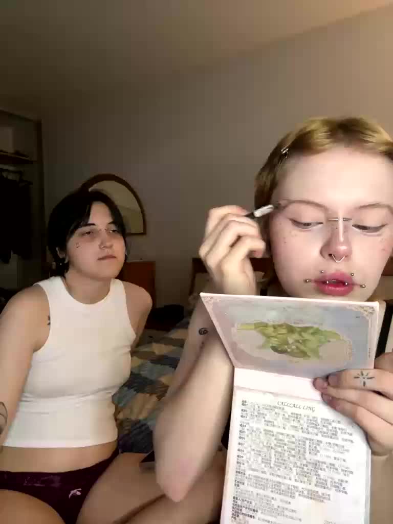 MiaAndAlicee Приват Записи 2026-07-28