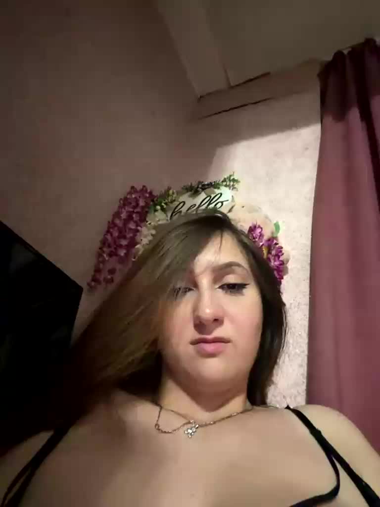Queenli483 Приват Записи 2026-08-05