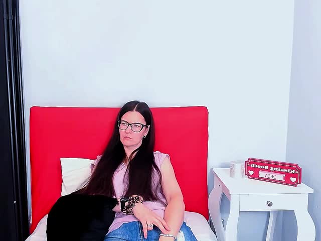 NadiaAmore Приват Записи 2026-08-07