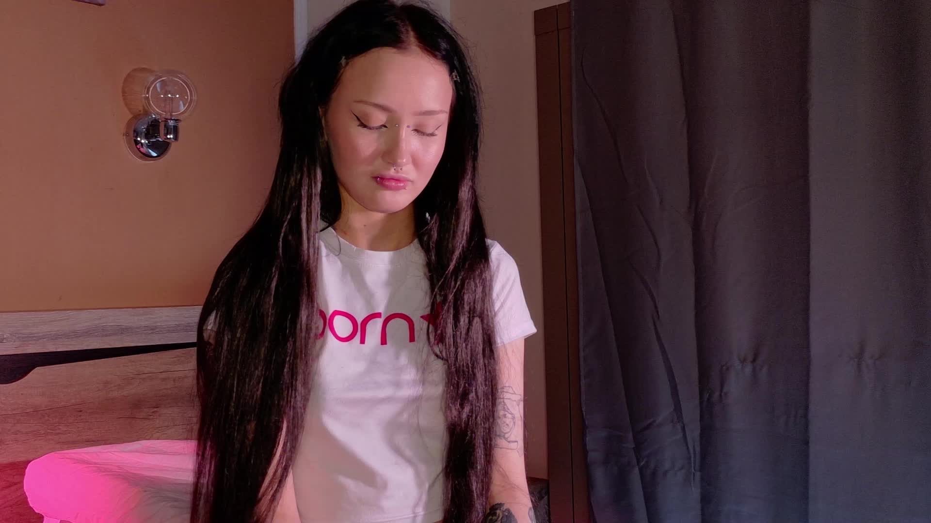 bloomsakura Приват Записи 2026-08-11