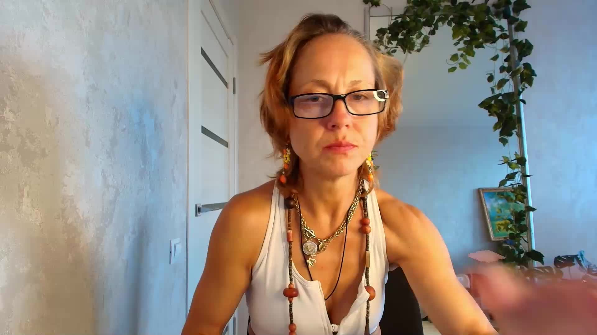 LioraWeiss Приват Записи 2026-08-13