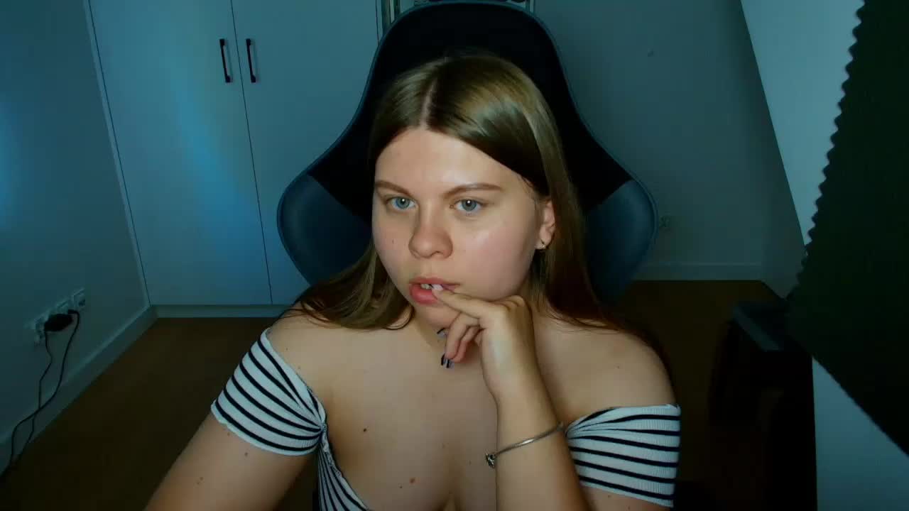 AbbyMint Приват Записи 2026-08-14