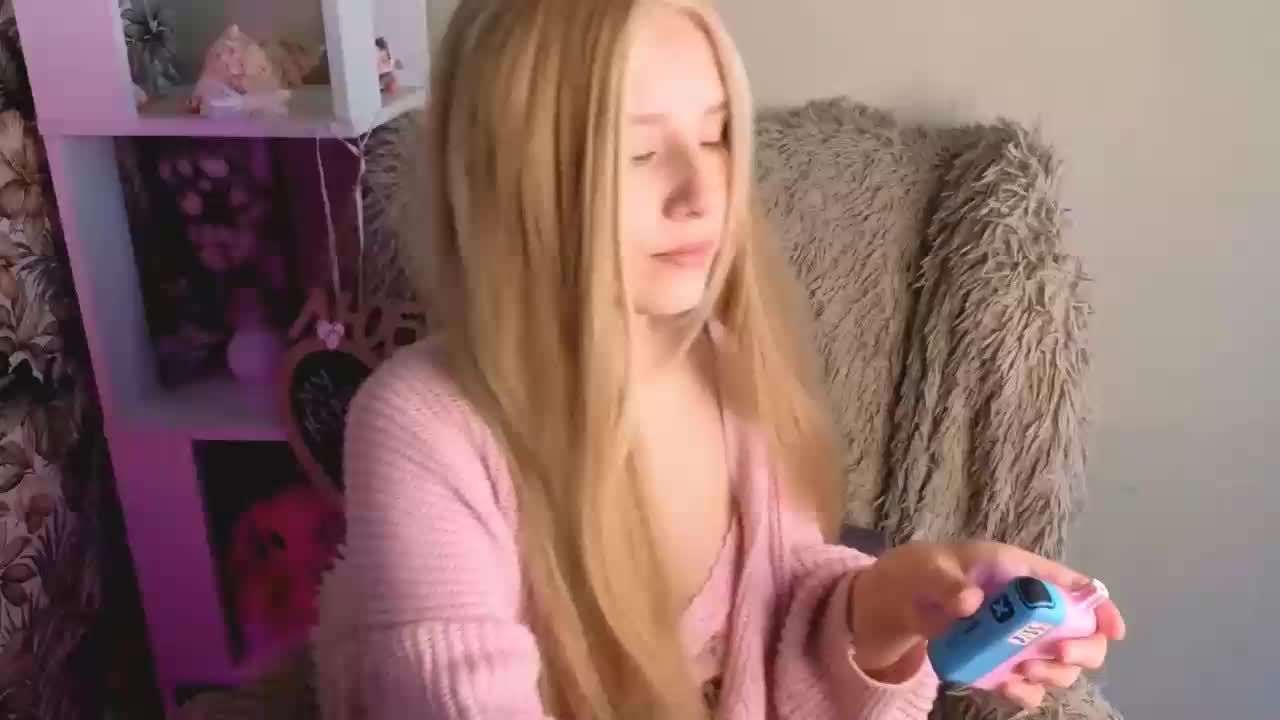 plushsara Приват Записи 2026-08-15