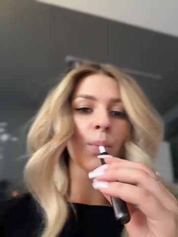 Love_Bri Приват Записи 2026-08-15
