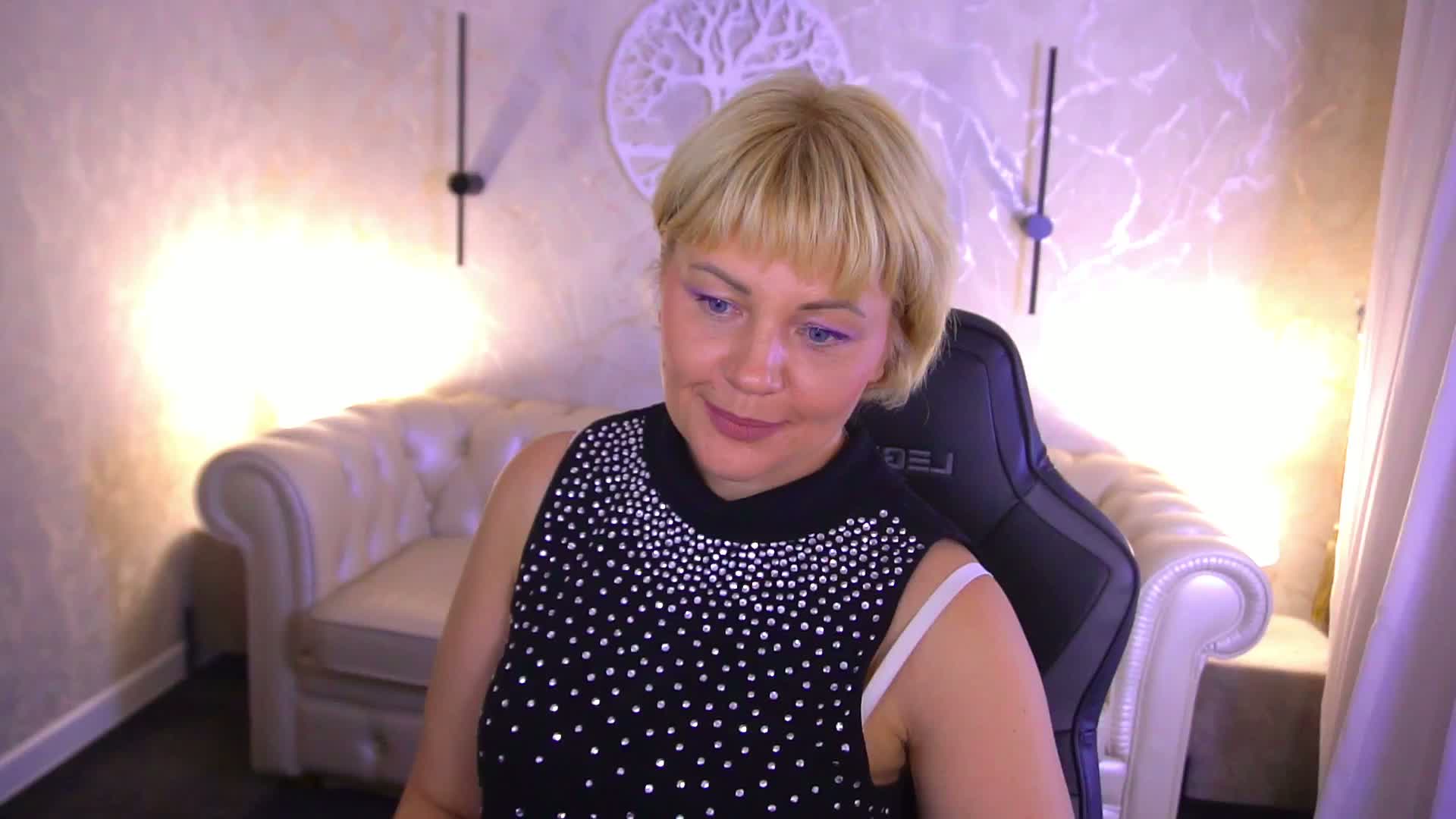AmiraNight Приват Записи 2026-08-15