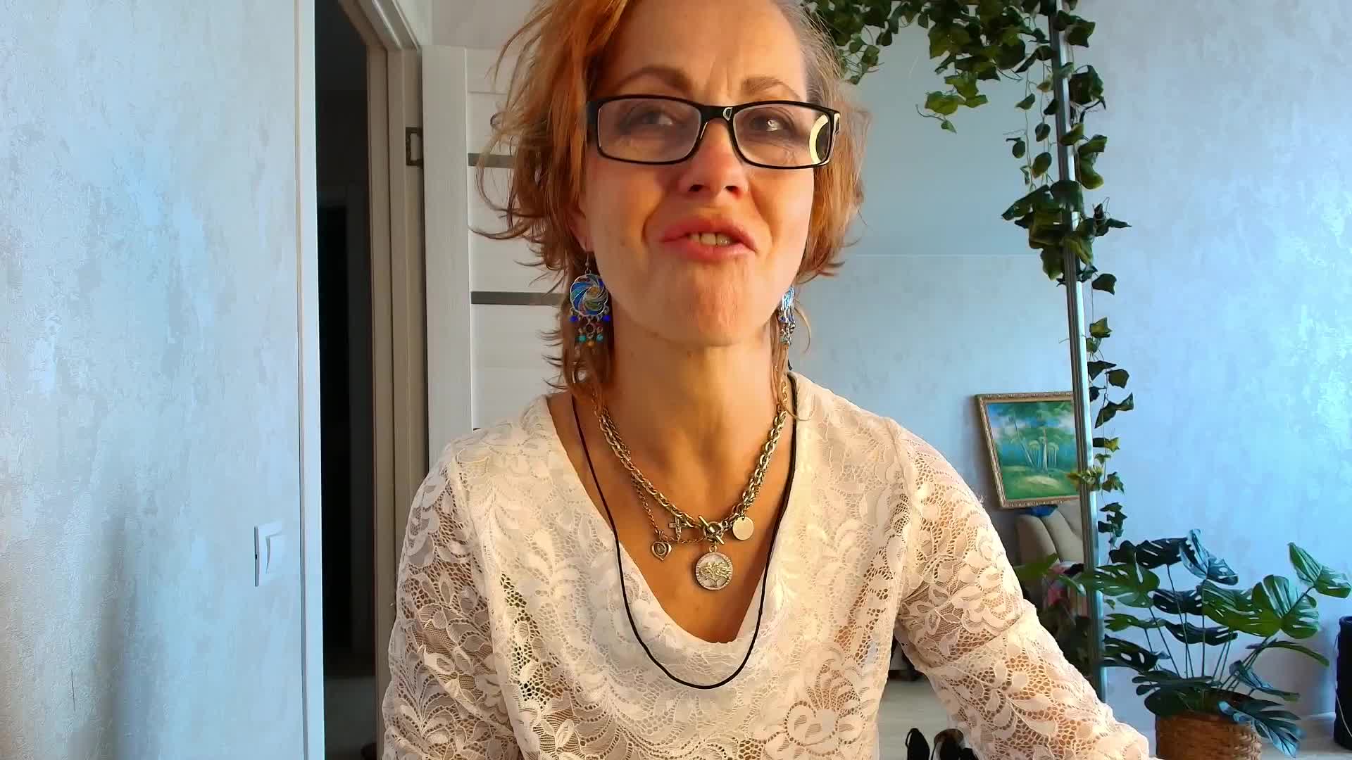 LioraWeiss Приват Записи 2026-08-16