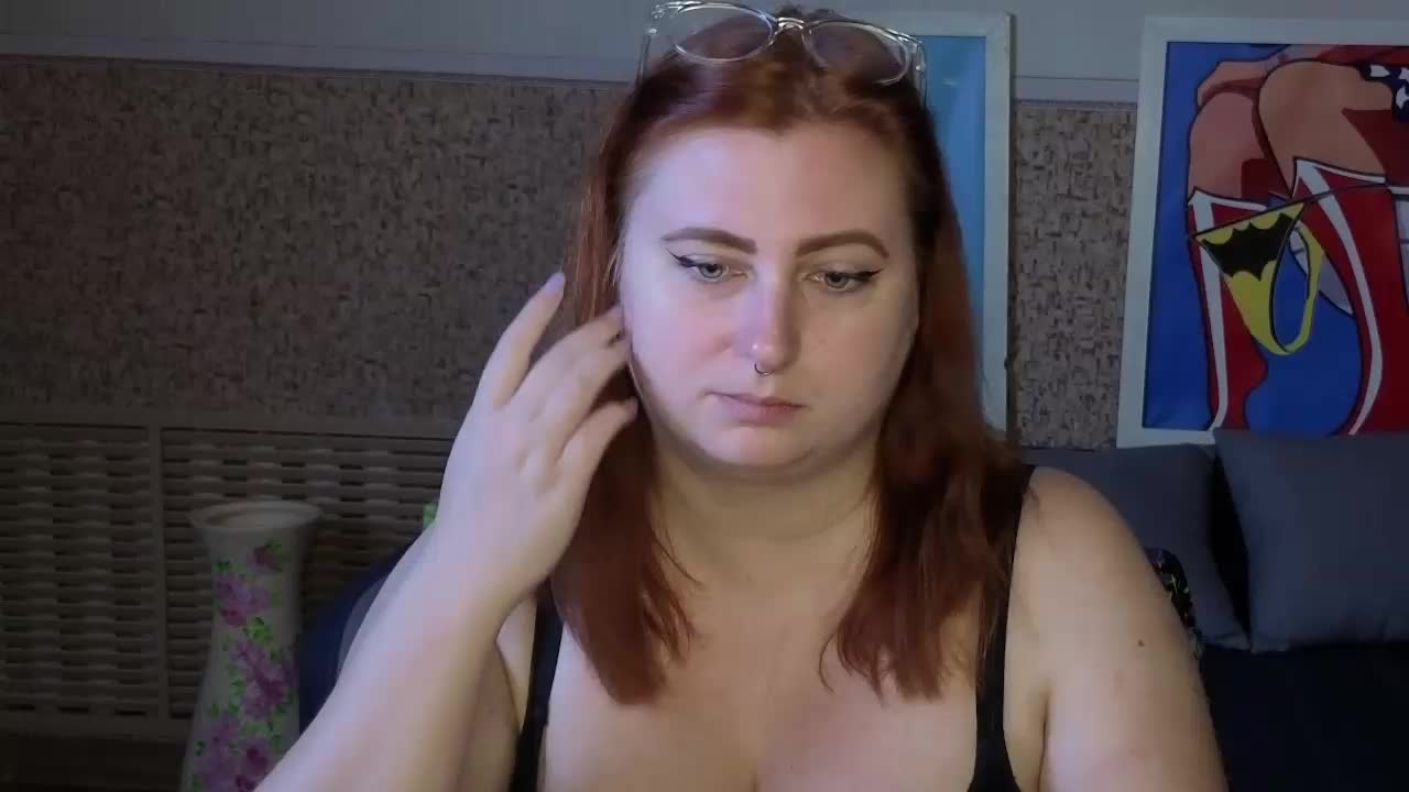 Aliciaredluv Приват Записи 2026-08-16