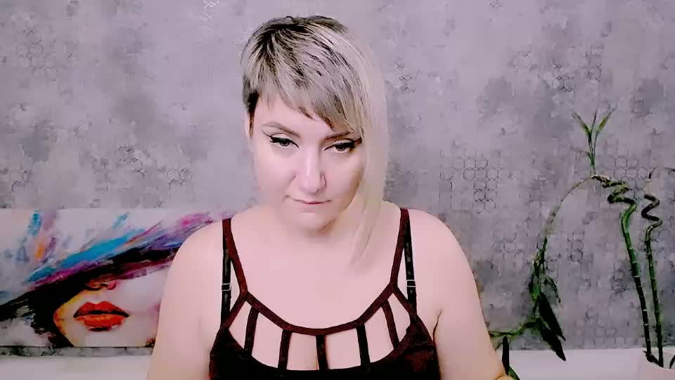 djullia Приват Записи 2026-08-17
