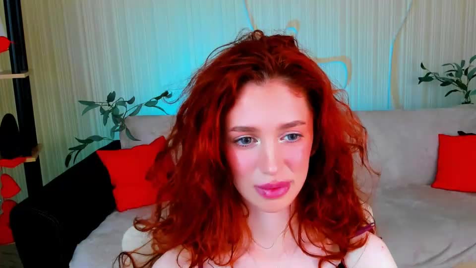 christinaconteeree Приват Записи 2026-08-17
