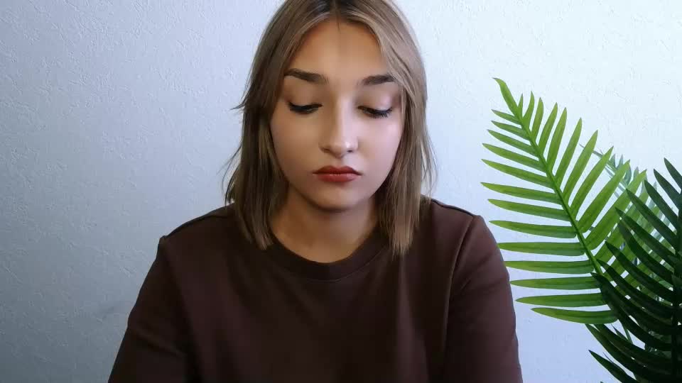 veryveryshygirl Приват Записи 2026-08-18