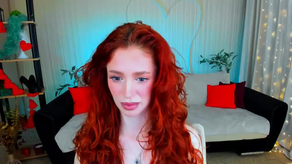 christinaconteeree Приват Записи 2026-08-18