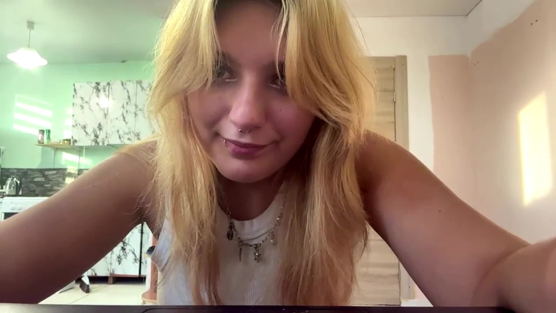 casseyronely Приват Записи 2026-08-18