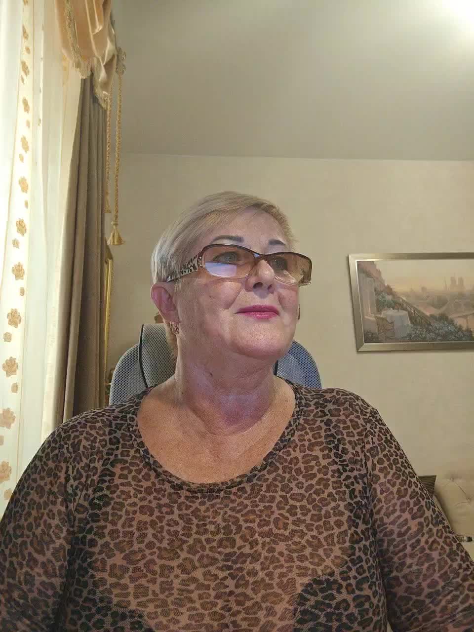 KarinkaSweet Приват Записи 2026-08-18