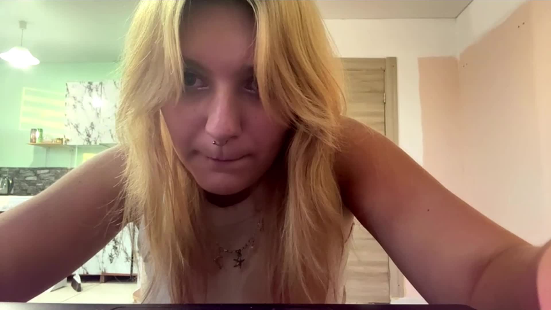 casseyronely Приват Записи 2026-08-18