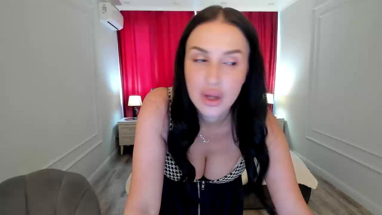HoneyBlossome Приват Записи 2026-08-19
