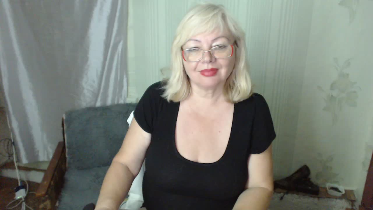 EvelynLoveShy Приват Записи 2026-08-19
