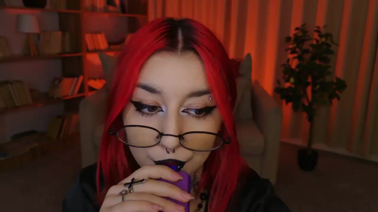 MistressMarcelline Приват Записи 2026-08-19