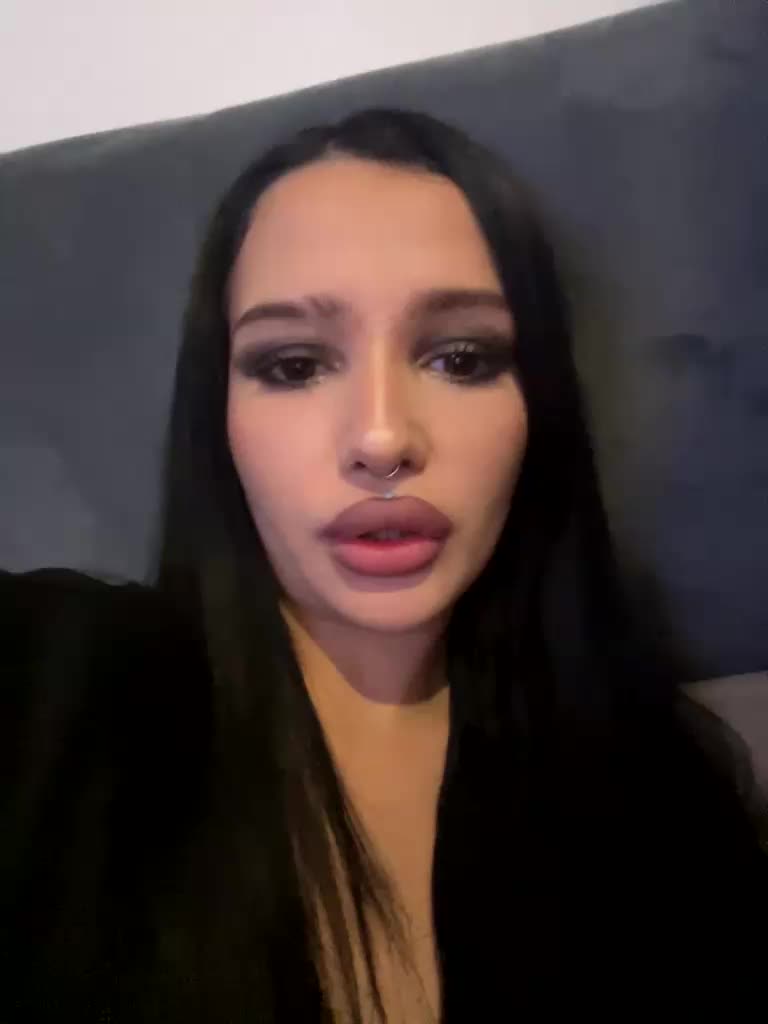 camillaa Приват Записи 2026-08-20