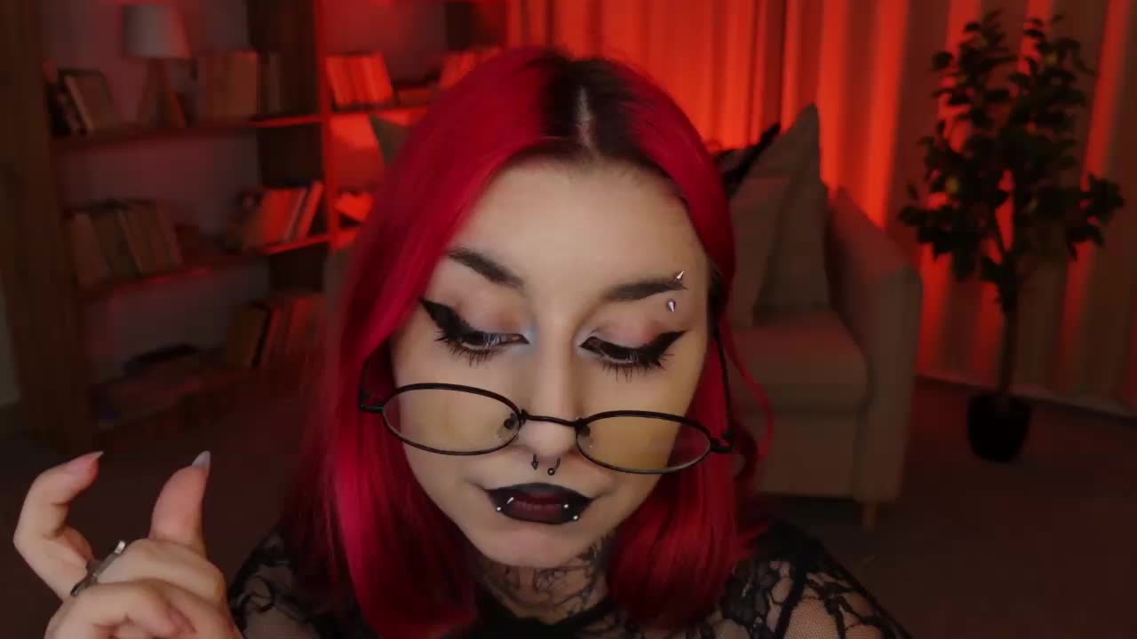 MistressMarcelline Приват Записи 2026-08-20