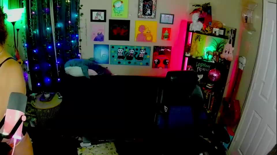 lobotomyprincess Приват Записи 2026-08-22
