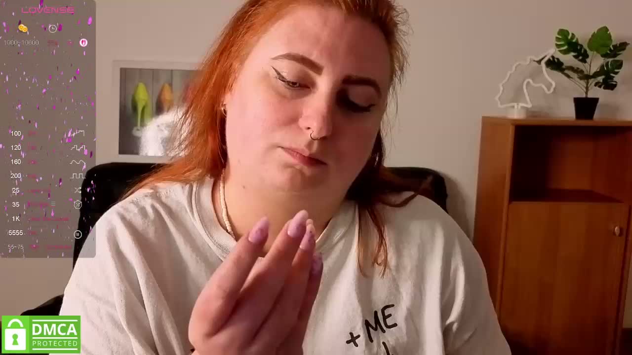 Aliciaredluv Приват Записи 2026-08-22