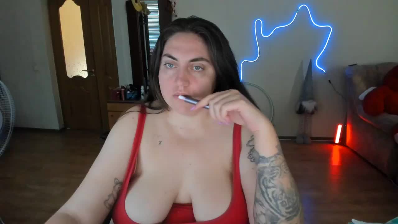 UkraineGirl Приват Записи 2026-08-23