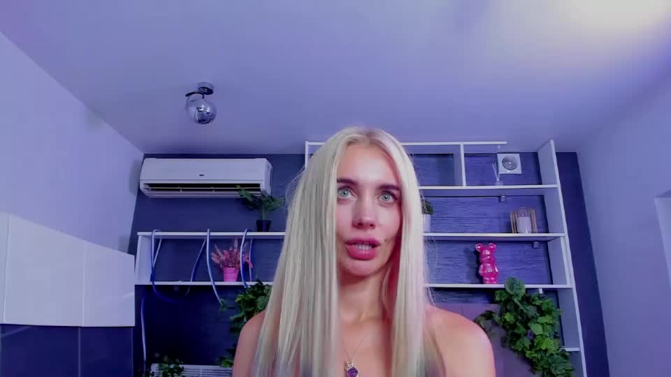 sabrinasharm Приват Записи 2026-08-24