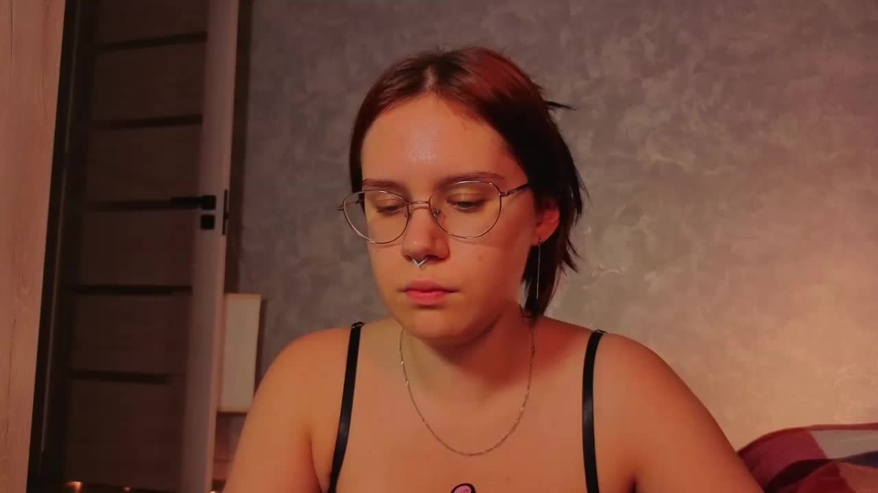 Female-Jesus Приват Записи 2026-08-24