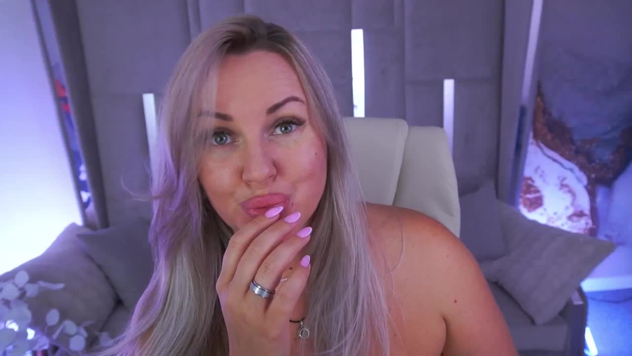 KiraCandyS Приват Записи 2026-08-24