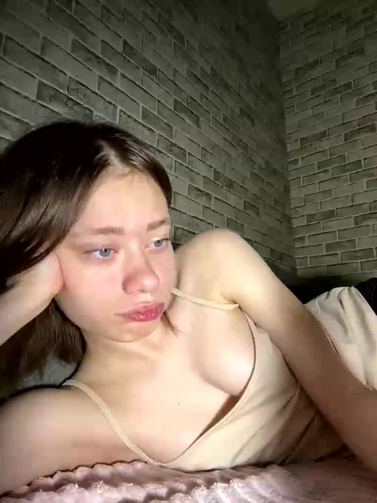 18YoungPussy18 Приват Записи 2026-08-27