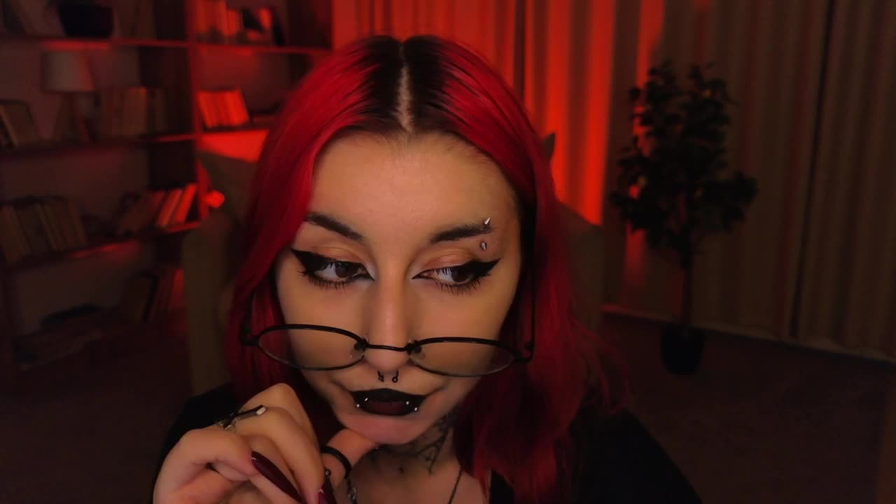 MistressMarcelline Приват Записи 2026-08-27