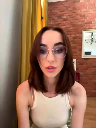 LolaQueena Приват Записи 2026-08-28