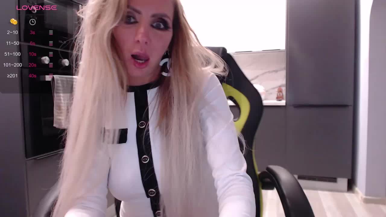 blondalina Приват Записи 2026-08-31
