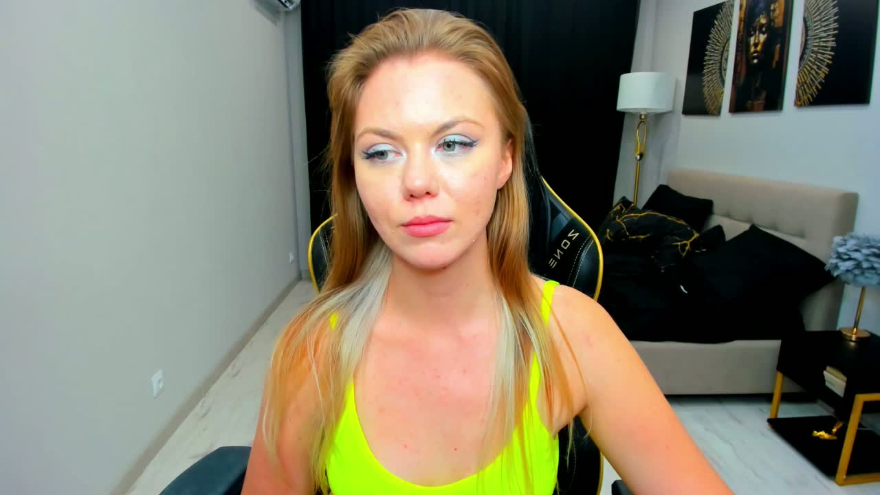 Strawberrye Приват Записи 2026-09-02