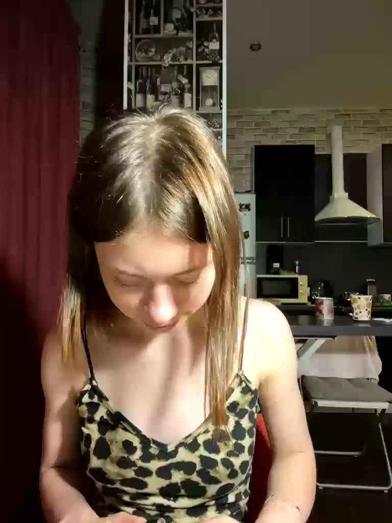 18YoungPussy18 Приват Записи 2026-09-03