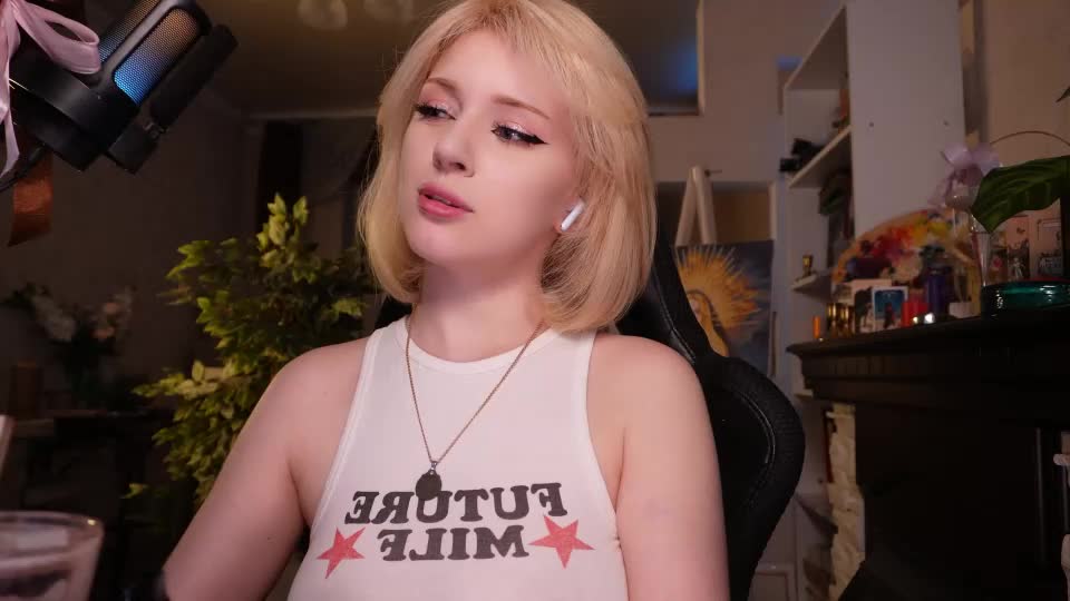 chriss_foxx Приват Записи 2026-09-04