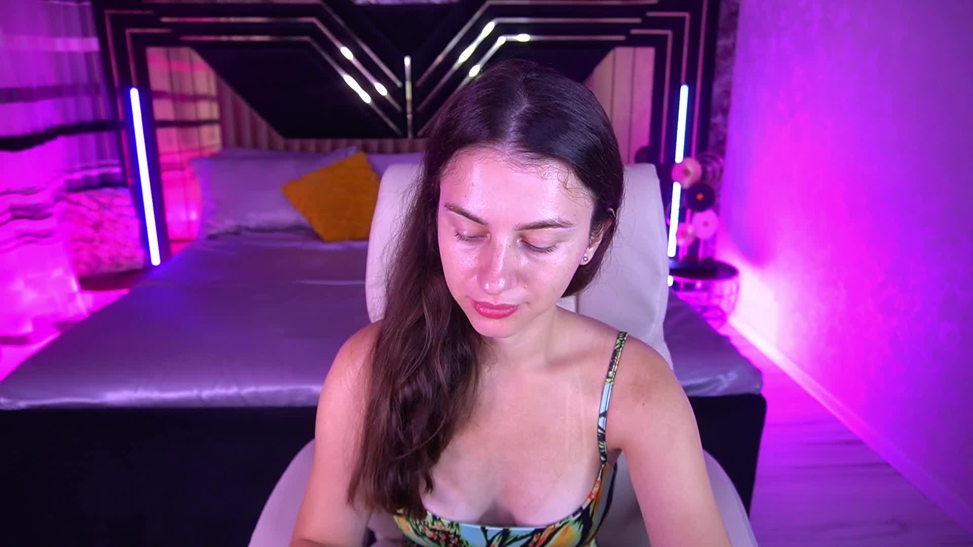 LittleJulii Приват Записи 2026-09-04