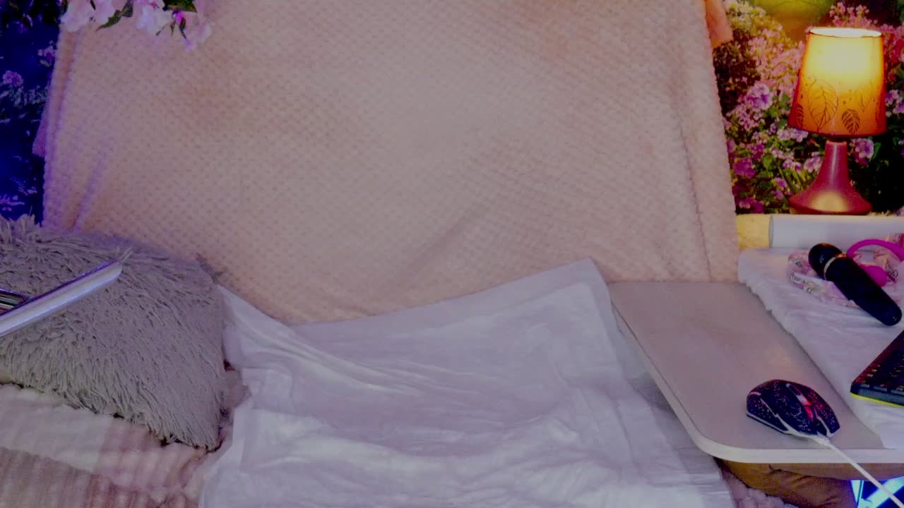 Nicolette69V Приват Записи 2026-09-14