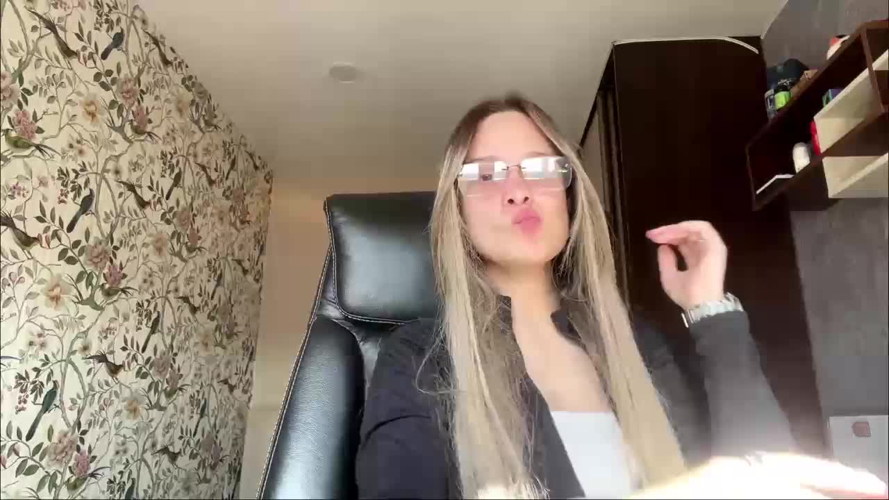 AnnaHoupt Приват Записи 2026-09-14