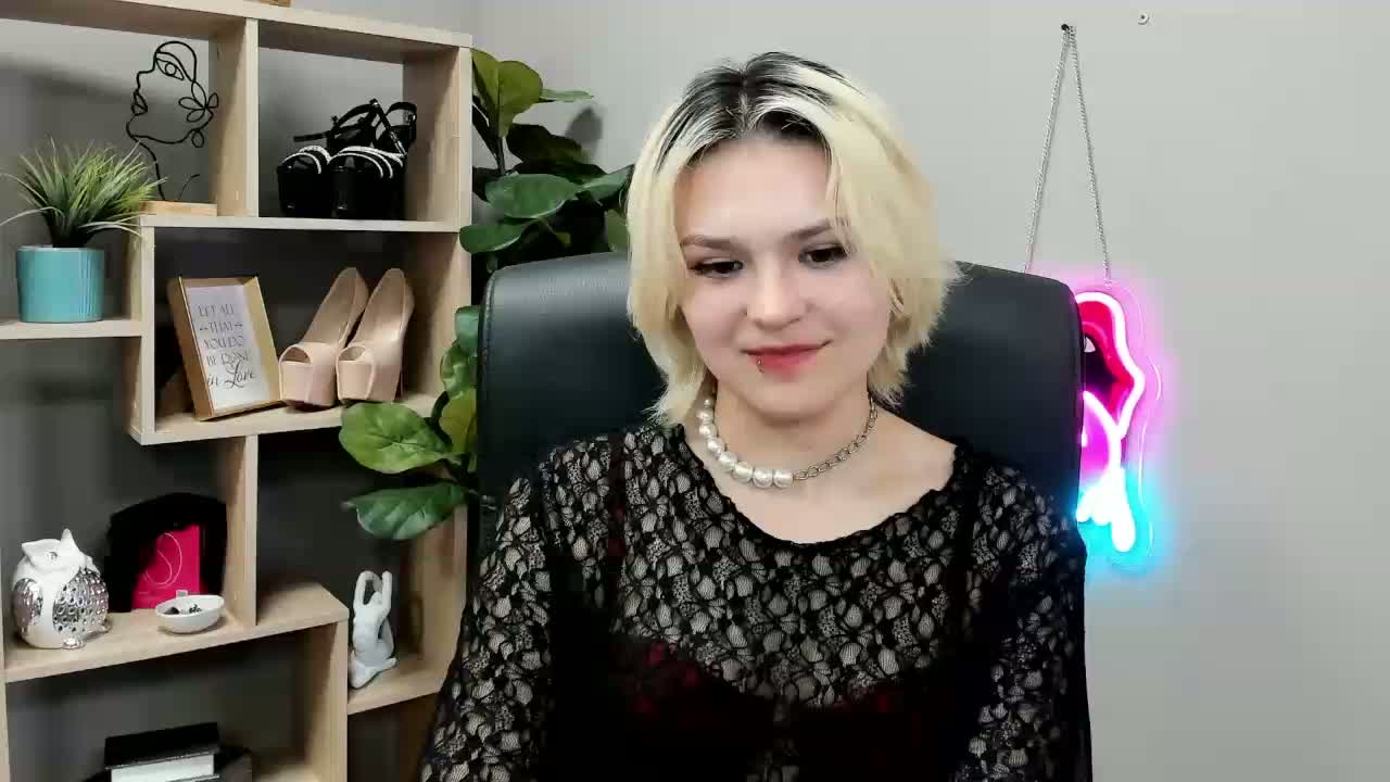 SweetLilyxo Приват Записи 2026-09-14