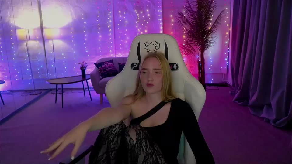sweetdesiree_ Приват Записи 2026-09-15