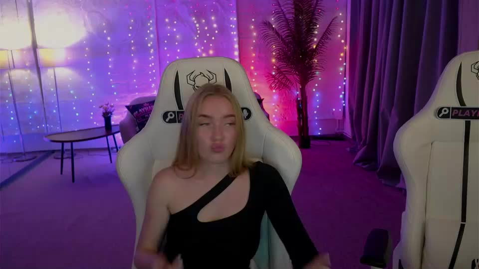 sweetdesiree_ Приват Записи 2026-09-15