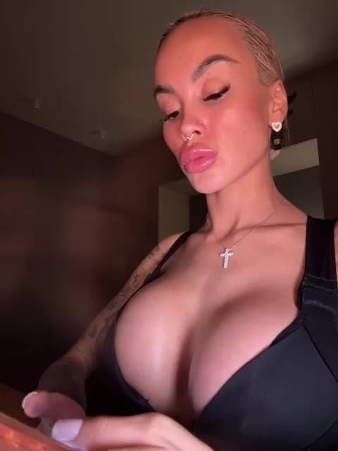 Maria_Magdaleena Приват Записи 2026-09-19