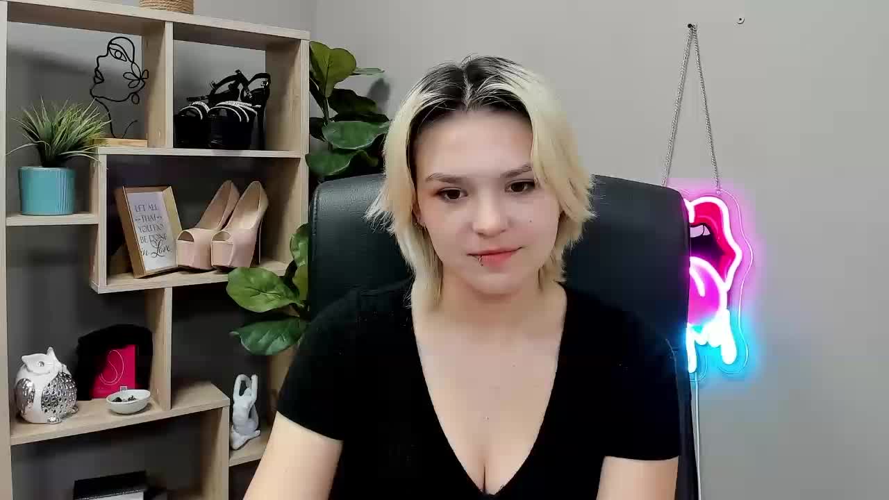 SweetLilyxo Приват Записи 2026-09-22